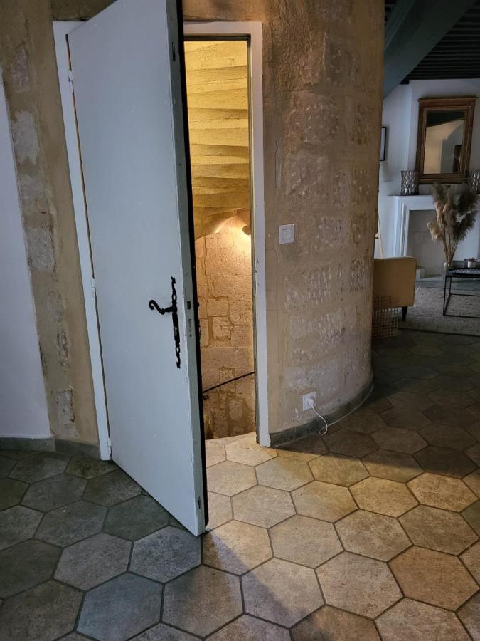 Uzes, Au Coeur Du Centre Medieval Le Logis Du Consul Un Bien D'Exception Du Xvieme Siecle Uzès Exterior foto