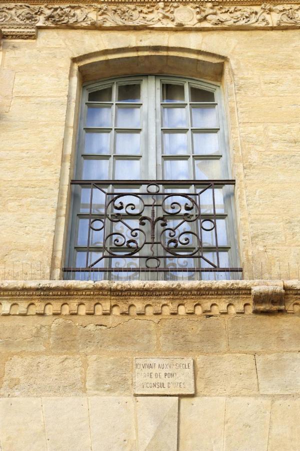 Uzes, Au Coeur Du Centre Medieval Le Logis Du Consul Un Bien D'Exception Du Xvieme Siecle Uzès Exterior foto